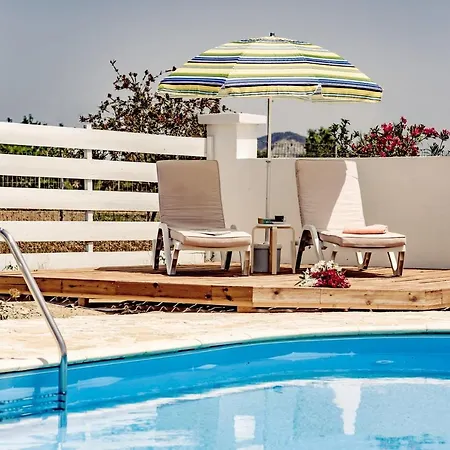 2 Bedrooms With Private Pool Enclosed Garden And Wifi At Zakynthos 1 Km Away From The Beach Vilă *