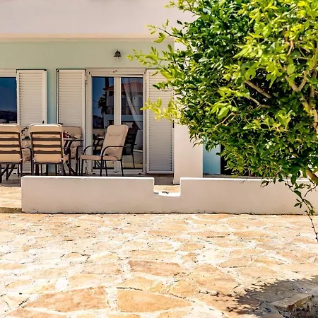 2 Bedrooms With Private Pool Enclosed Garden And Wifi At Zakynthos 1 Km Away From The Beach Vilă